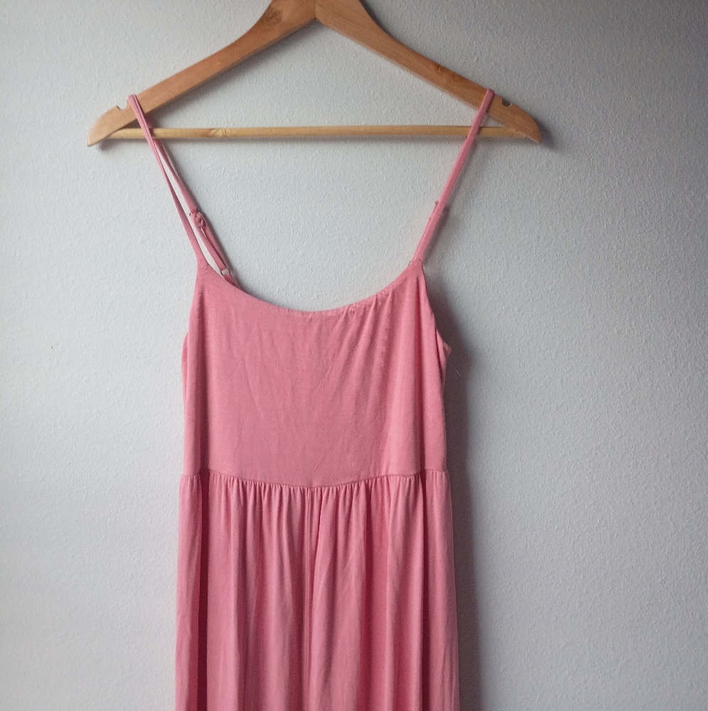 Elegant Black Sleeveless Jumpsuit - Picture 3 of 6